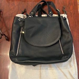 Fine leather drawstring back pack